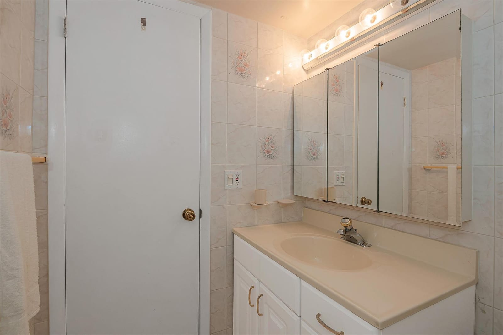 1891 S Ocean Drive 207, Hallandale Beach, FL 33009 photo 23