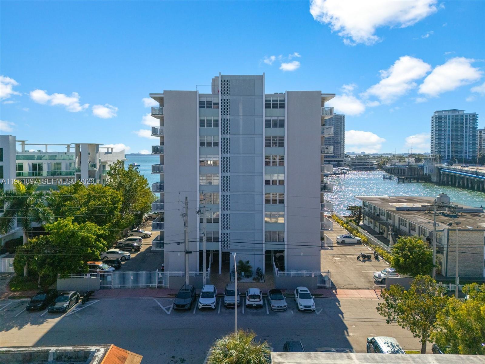 2016 Bay Drive 203, Miami Beach, FL 33141, Miami Beach