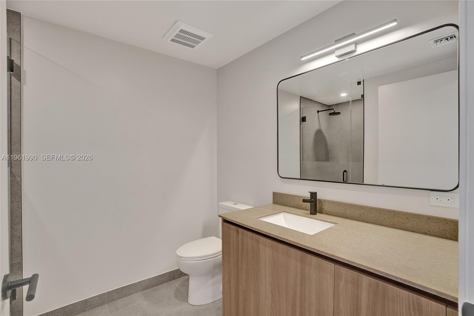 121 NE 5th Street 401B — photo 11