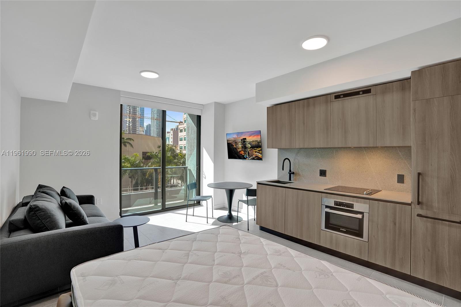 121 NE 5th Street 401B, Miami, FL 33132 photo 30
