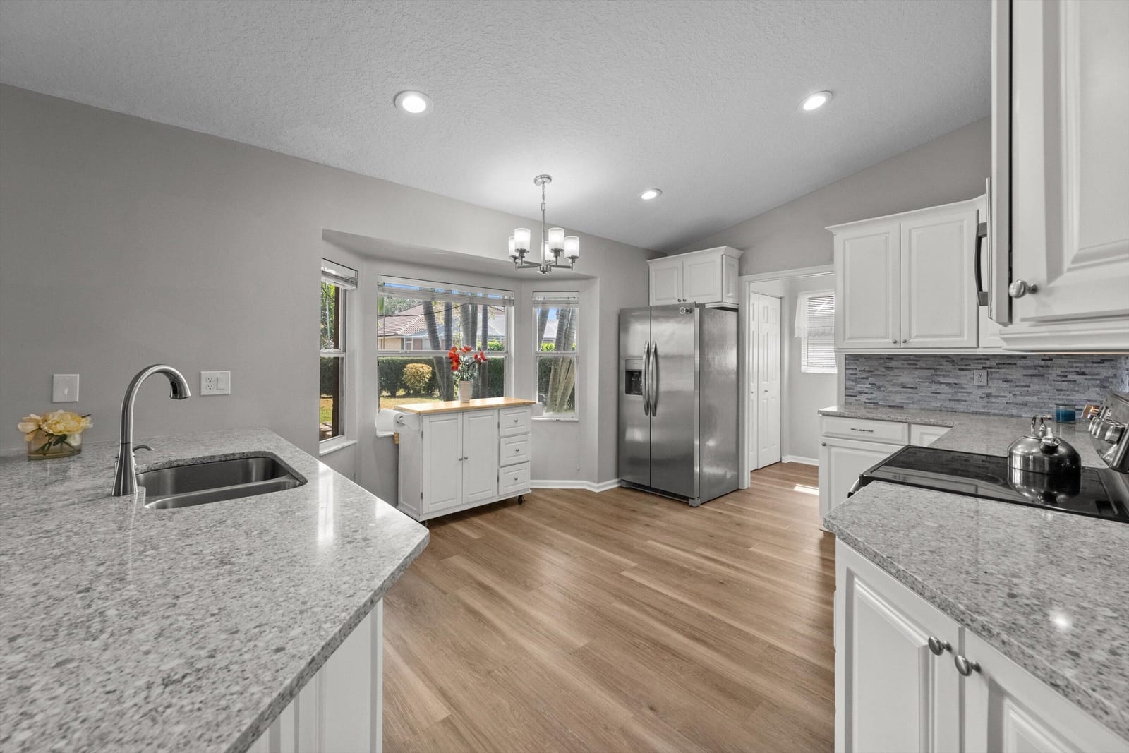 115 Silver Bell Crescent — photo 11