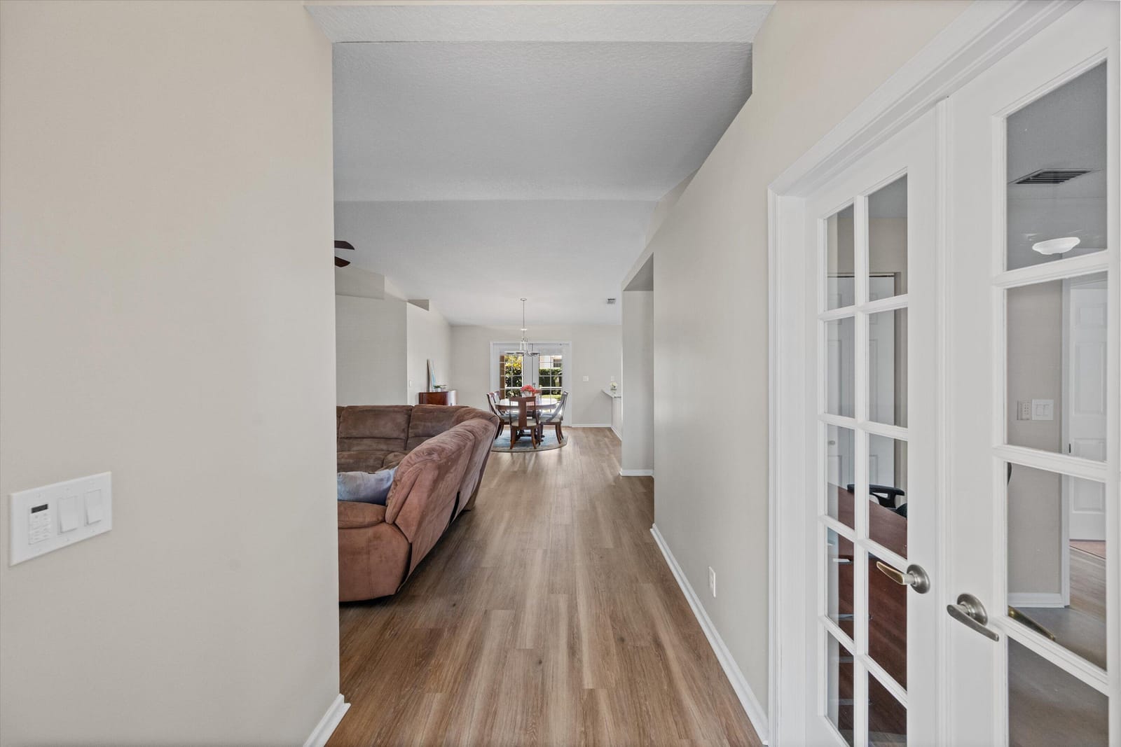 115 Silver Bell Crescent — photo 4