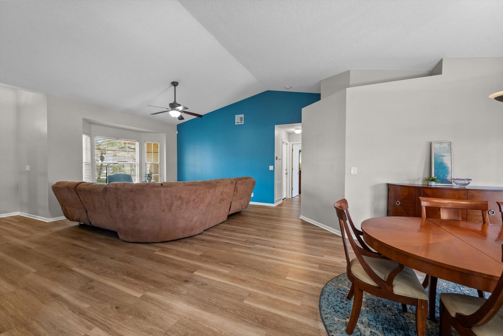 115 Silver Bell Crescent — photo 7