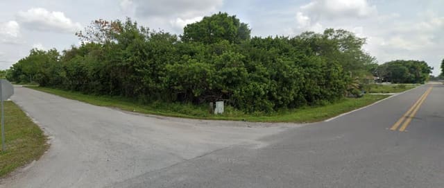 2585 NW 5th Street, Okeechobee, FL 34972
