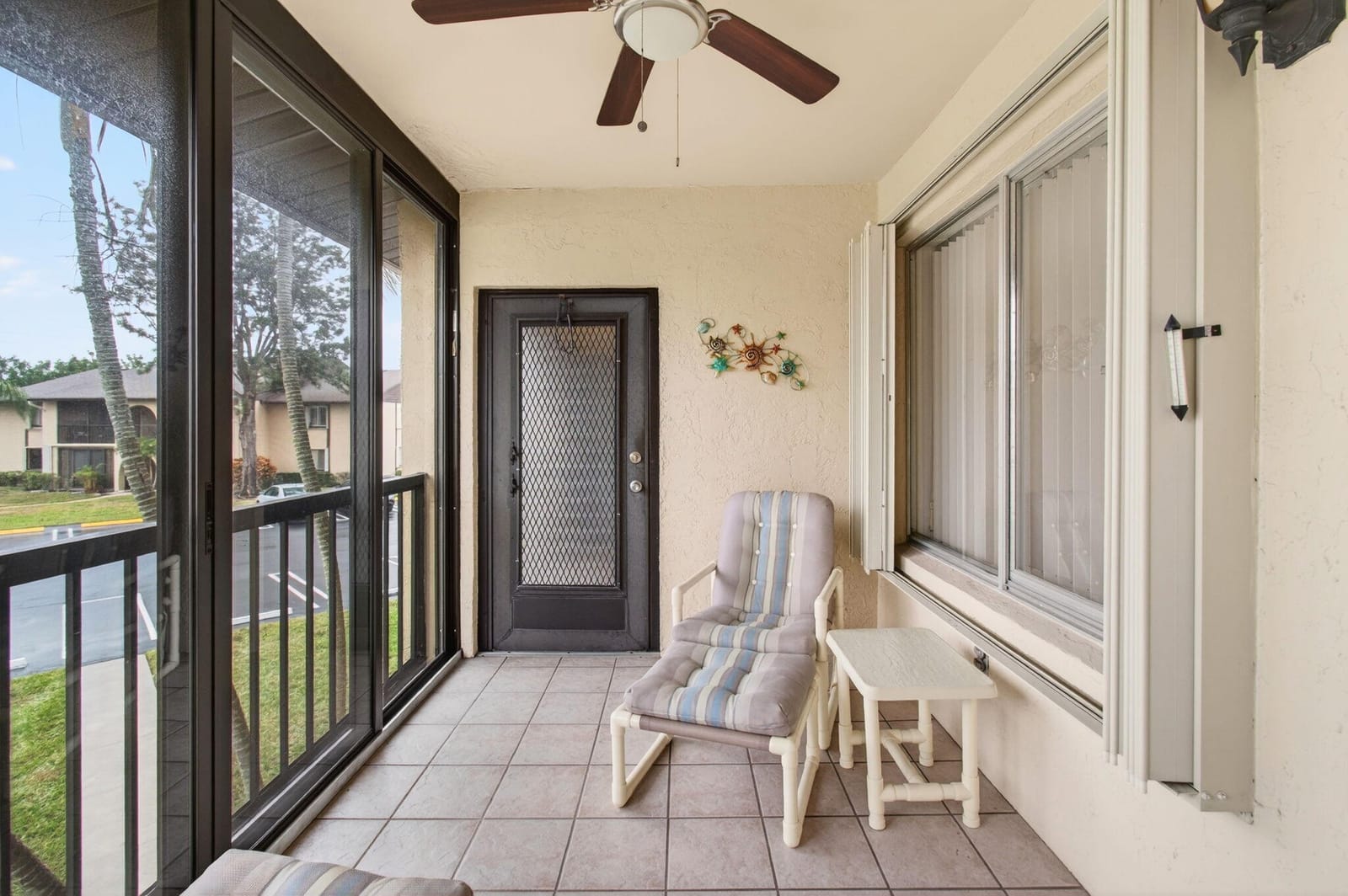 405 Pine Glen Lane D-2, Greenacres, FL 33463 photo 4