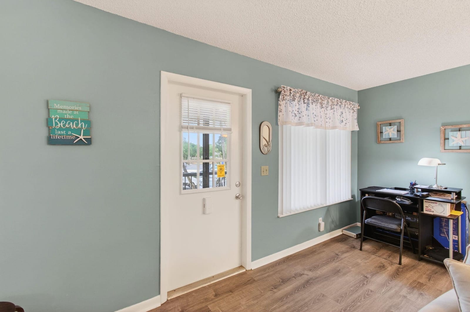 405 Pine Glen Lane D-2, Greenacres, FL 33463 photo 6