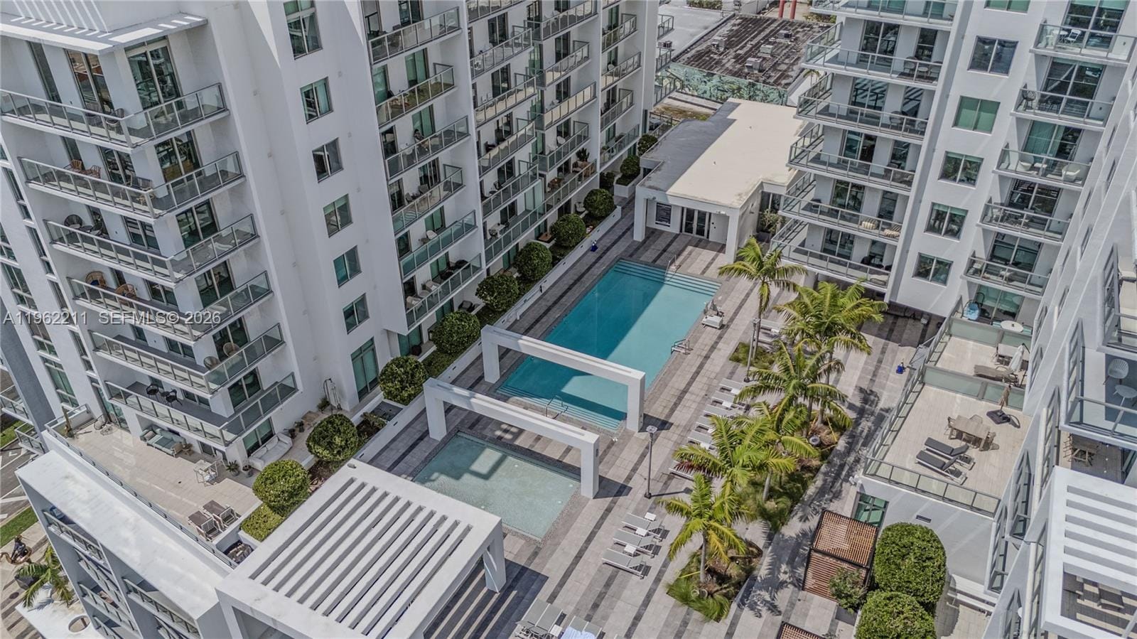 3900 Biscayne Boulevard S-904 — photo 2