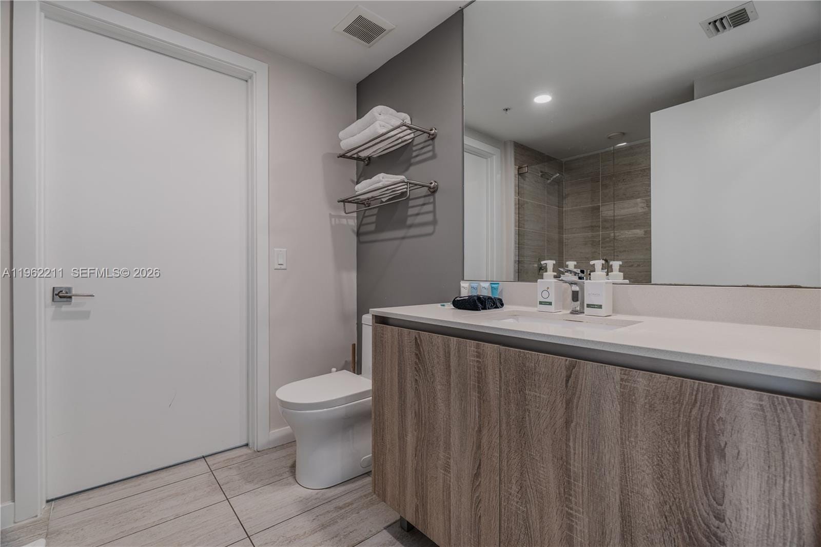3900 Biscayne Boulevard S-904, Miami, FL 33137 photo 27
