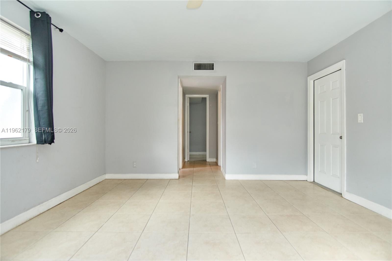 25 NE 12th Street — photo 12