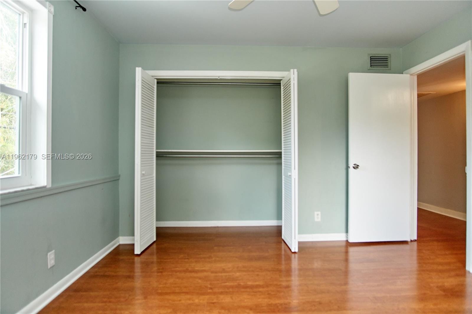 25 NE 12th Street — photo 9