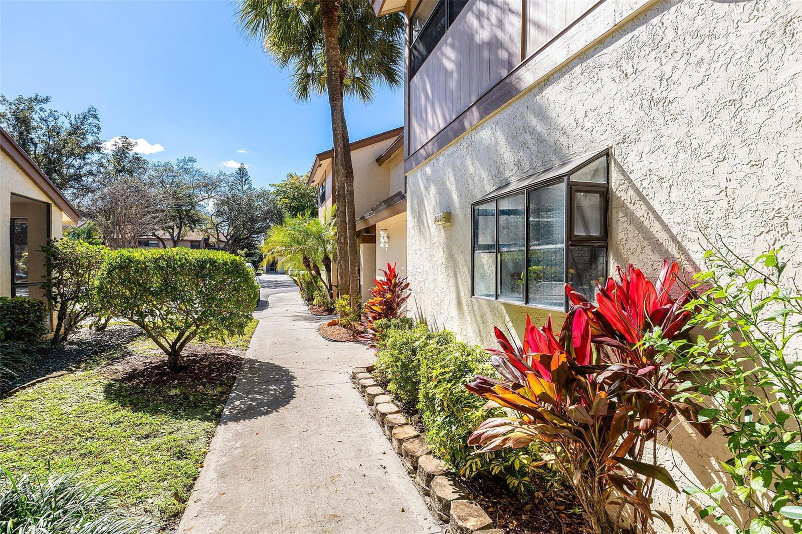 3023 NW 48th Avenue 3023 — photo 5