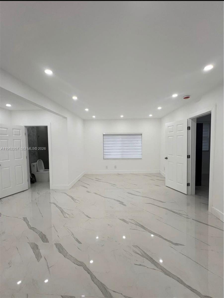 1015 S 17th Avenue 8 — photo 2
