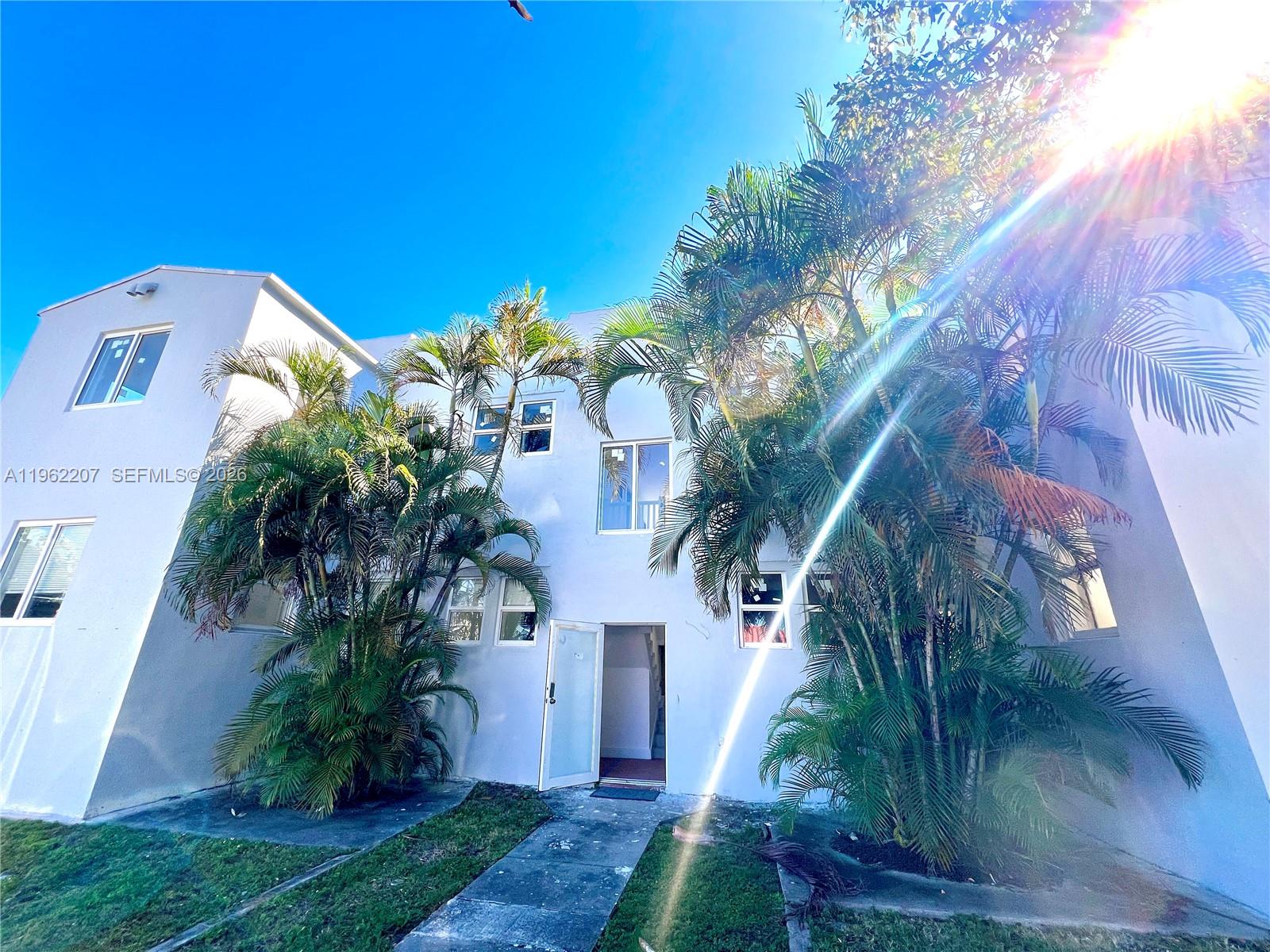 1015 S 17th Avenue 8, Hollywood, FL 33020, Hollywood