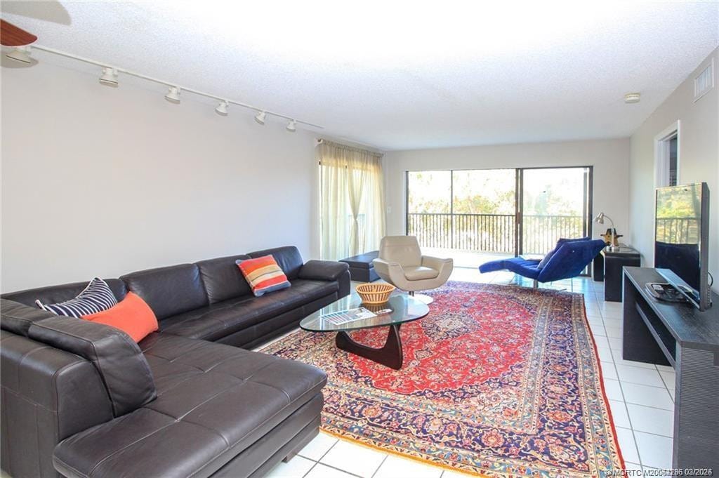 2641 NE Ocean Boulevard 101, Stuart, FL 34996 photo 7