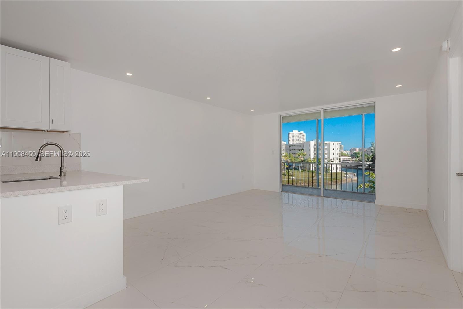 2851 Leonard Drive J405, Aventura, FL 33160 photo 15