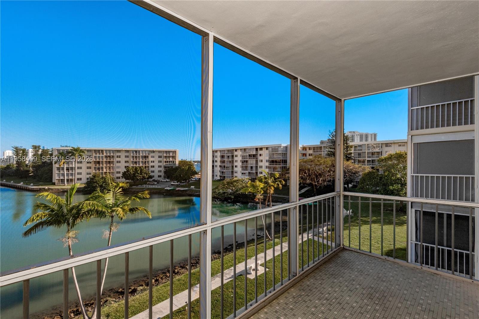 2851 Leonard Drive J405 — photo 6