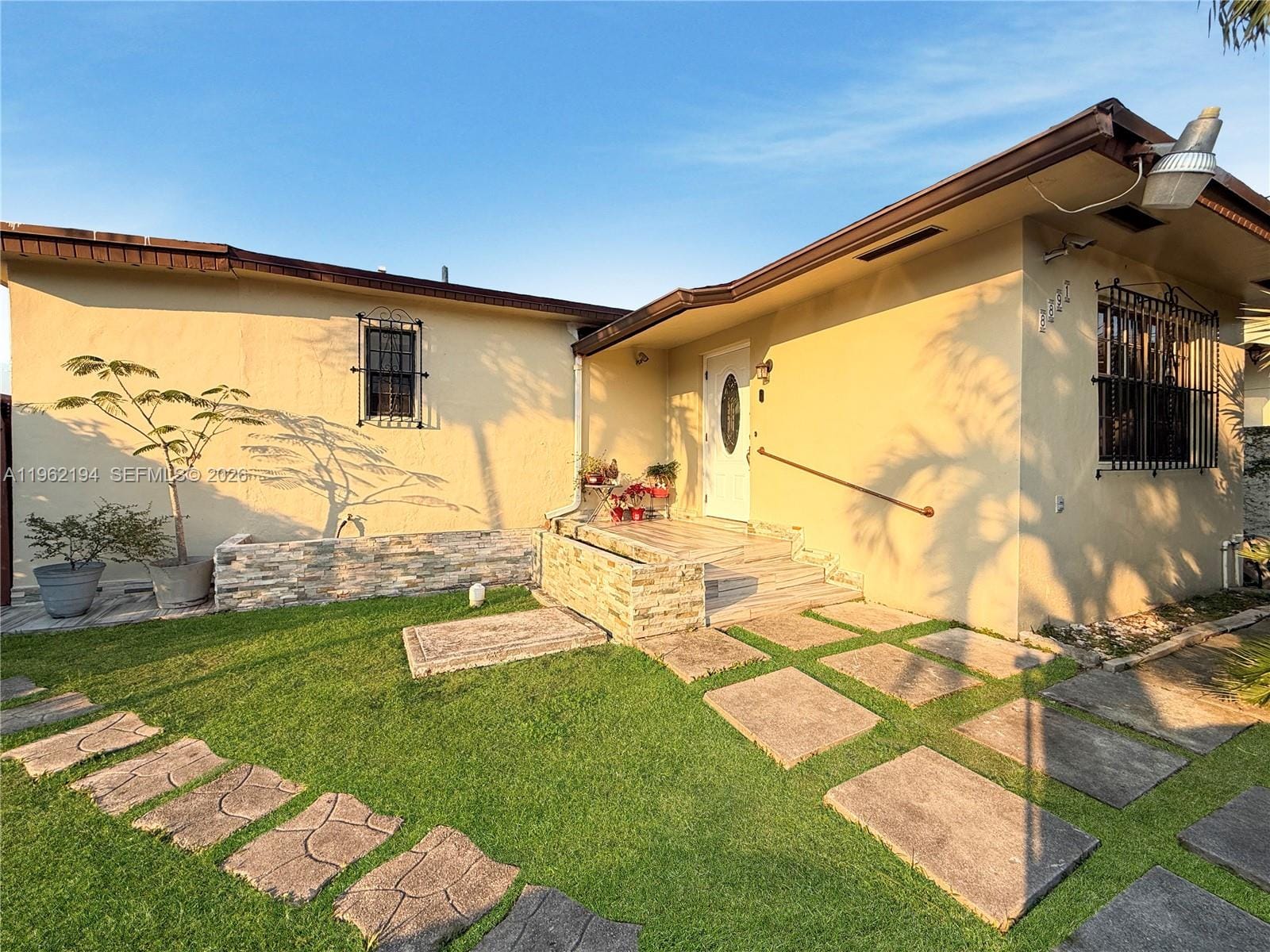 8891 SW 28th Street, Miami, FL 33165 photo 3
