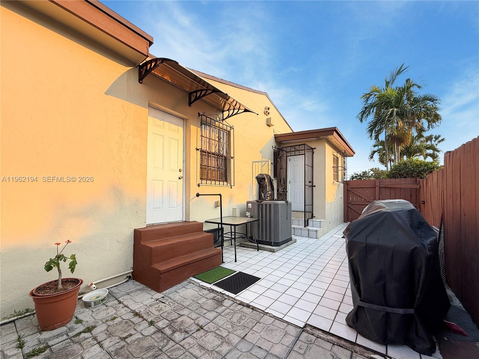 8891 SW 28th Street, Miami, FL 33165 photo 25