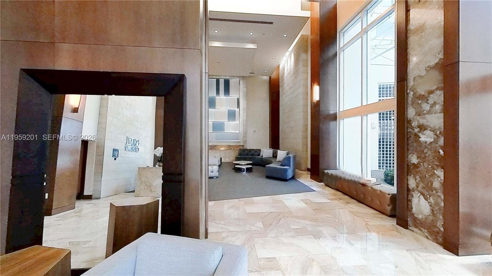 31 SE 5th Street 2408 — photo 8