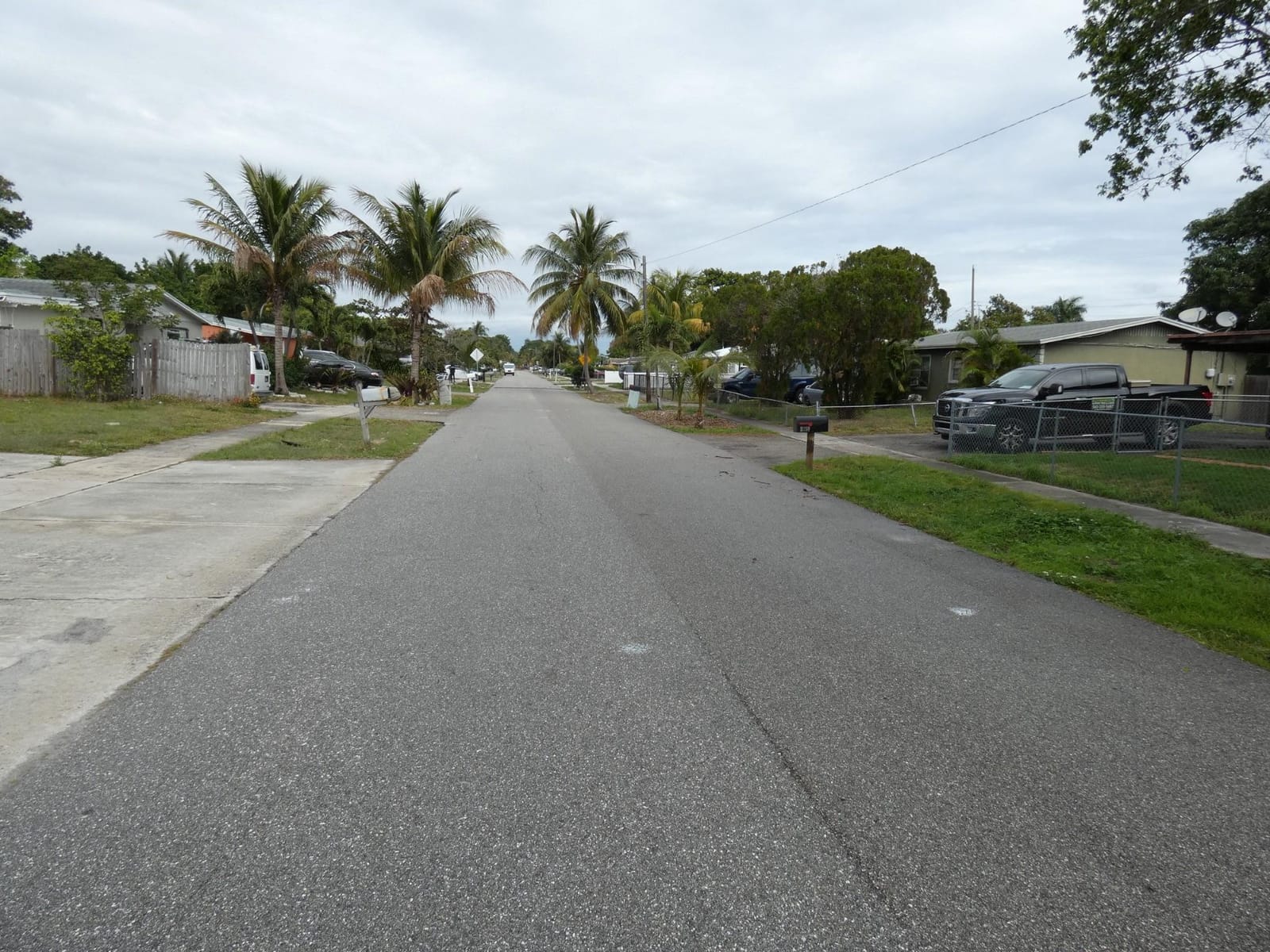 2350 NW 1st Street — photo 2