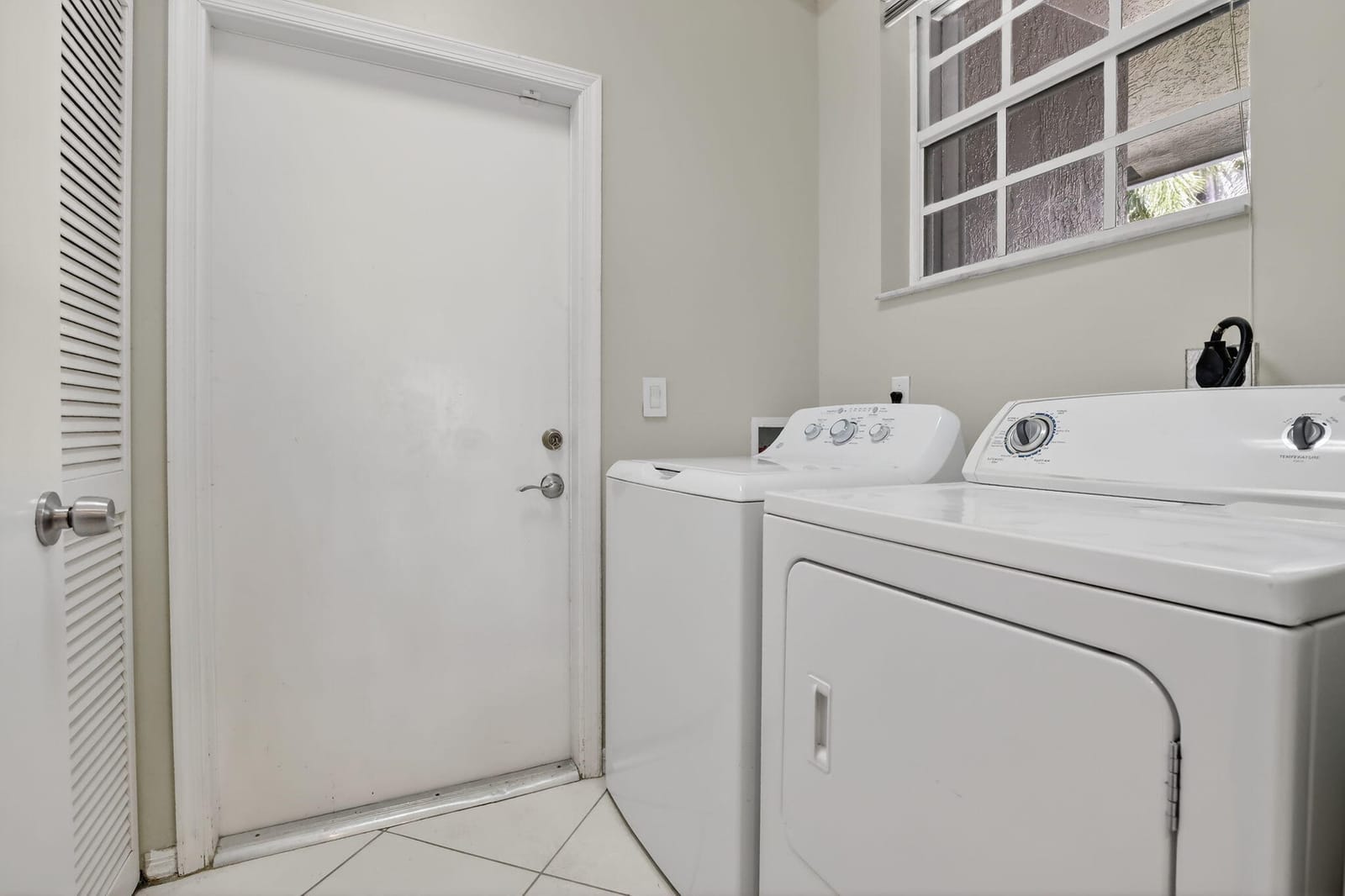 2491 Aragon Boulevard 1, Sunrise, FL 33322 photo 15