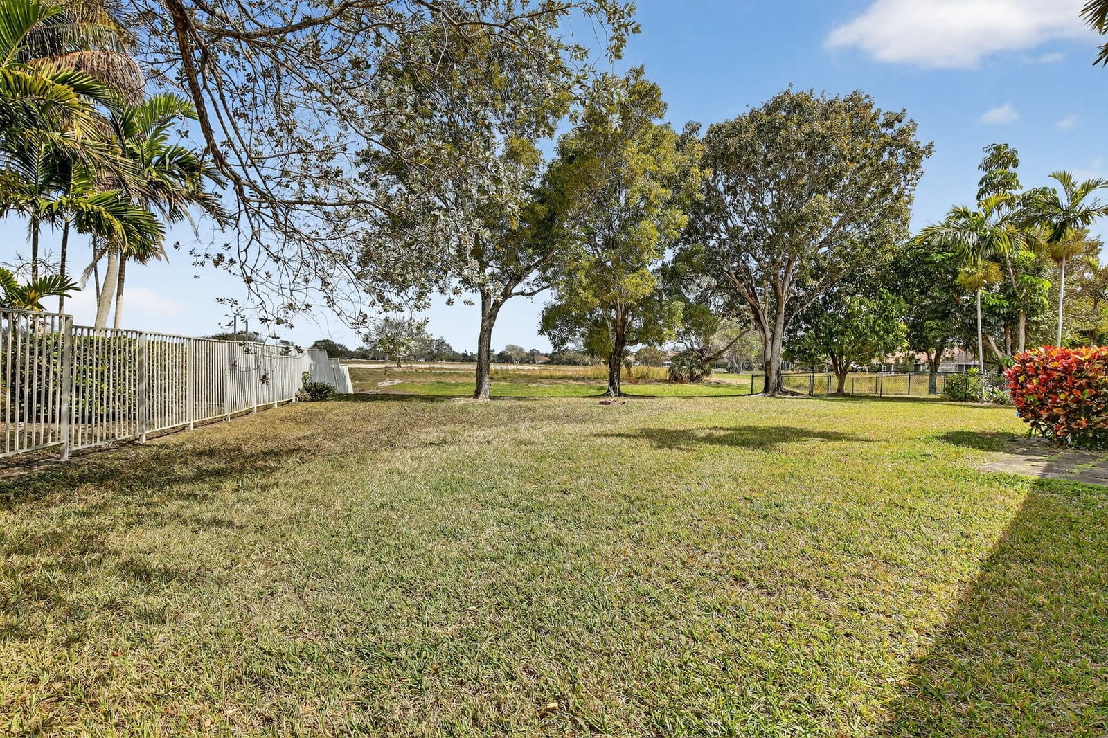 2491 Aragon Boulevard 1, Sunrise, FL 33322 photo 18