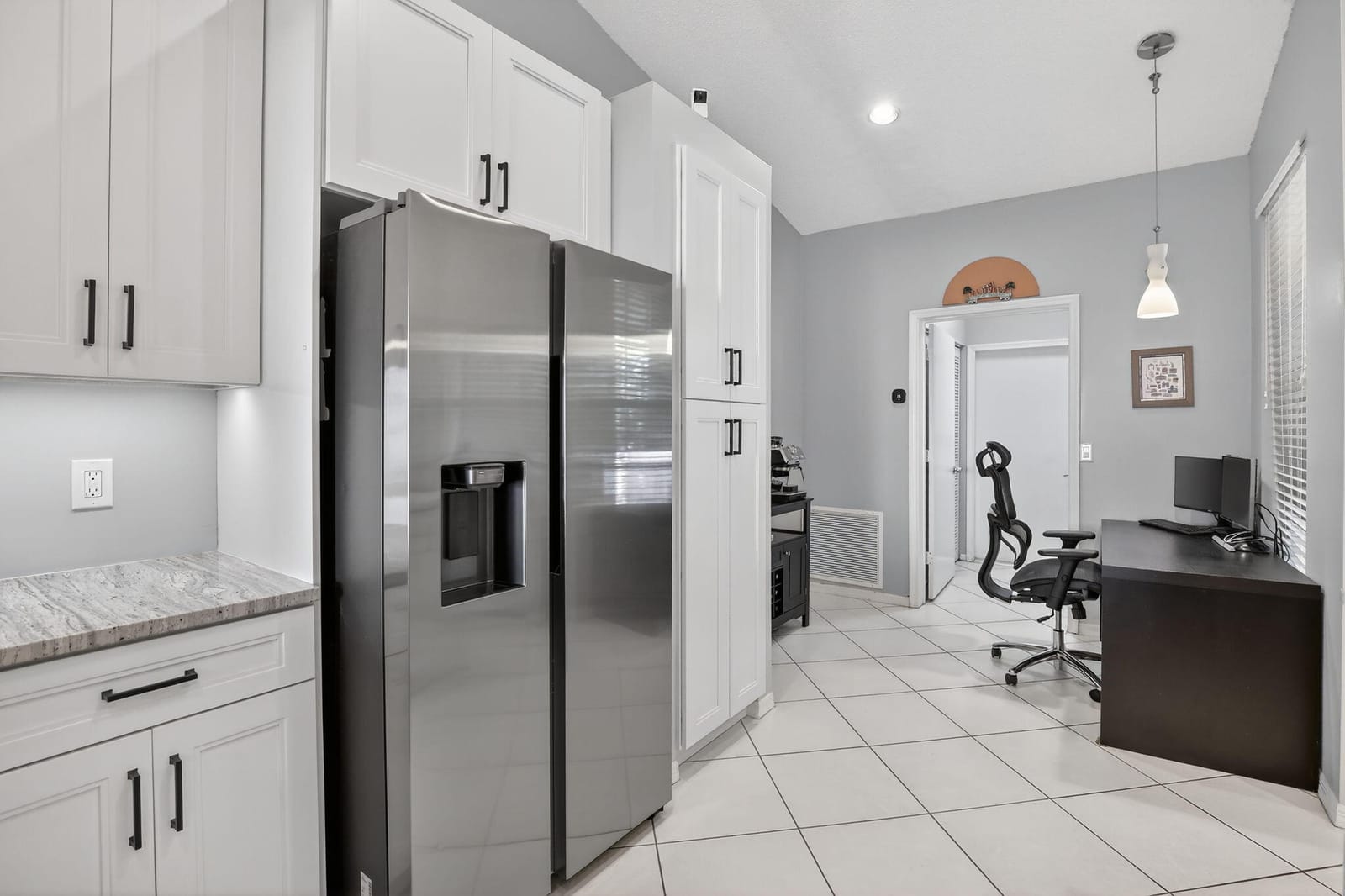 2491 Aragon Boulevard 1 — photo 5