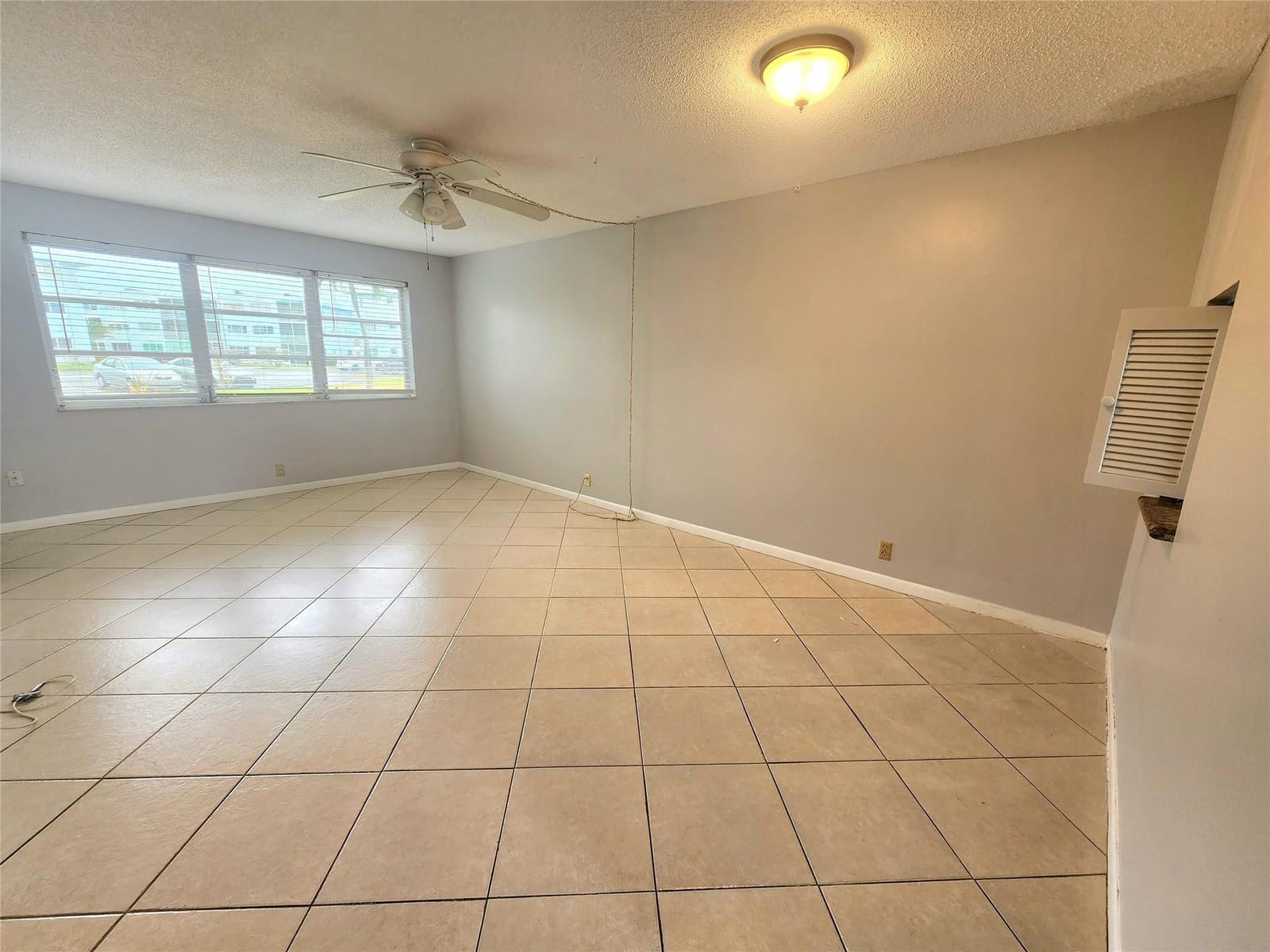 2223 Park Lane 105 — photo 5