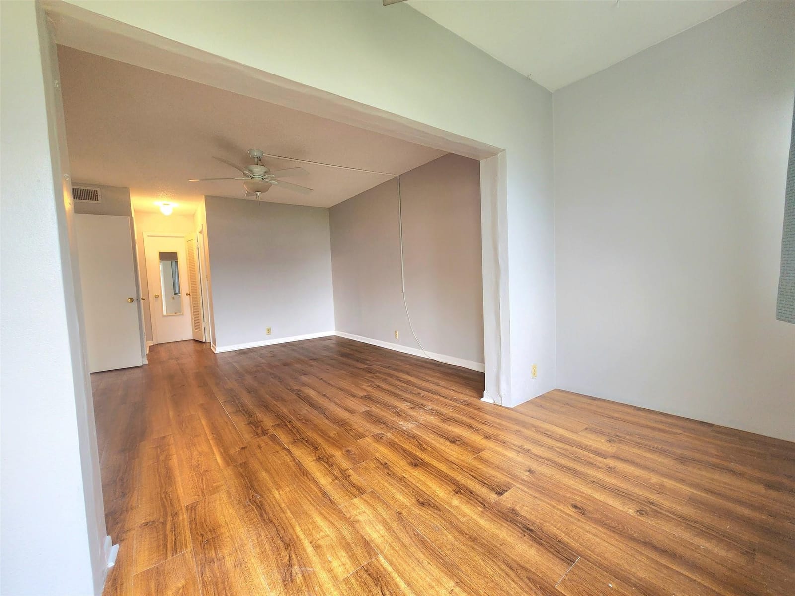 2223 Park Lane 105 — photo 7