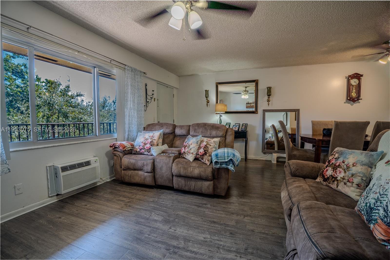 251 SW 134th Way 302M — photo 6