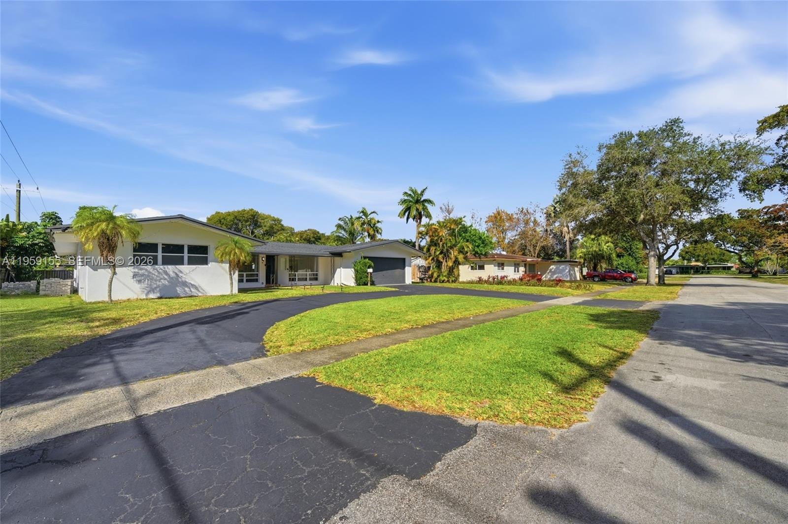 861 N Bel Air Drive, Plantation, FL 33317 photo 23
