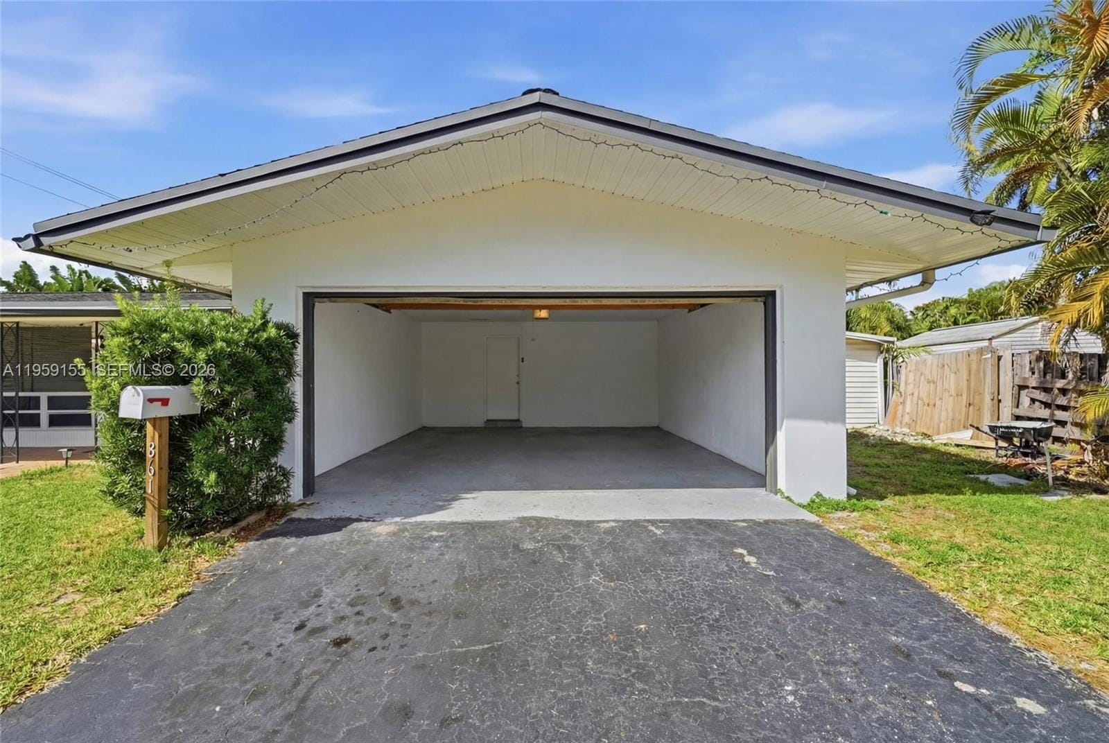 861 N Bel Air Drive, Plantation, FL 33317 photo 24