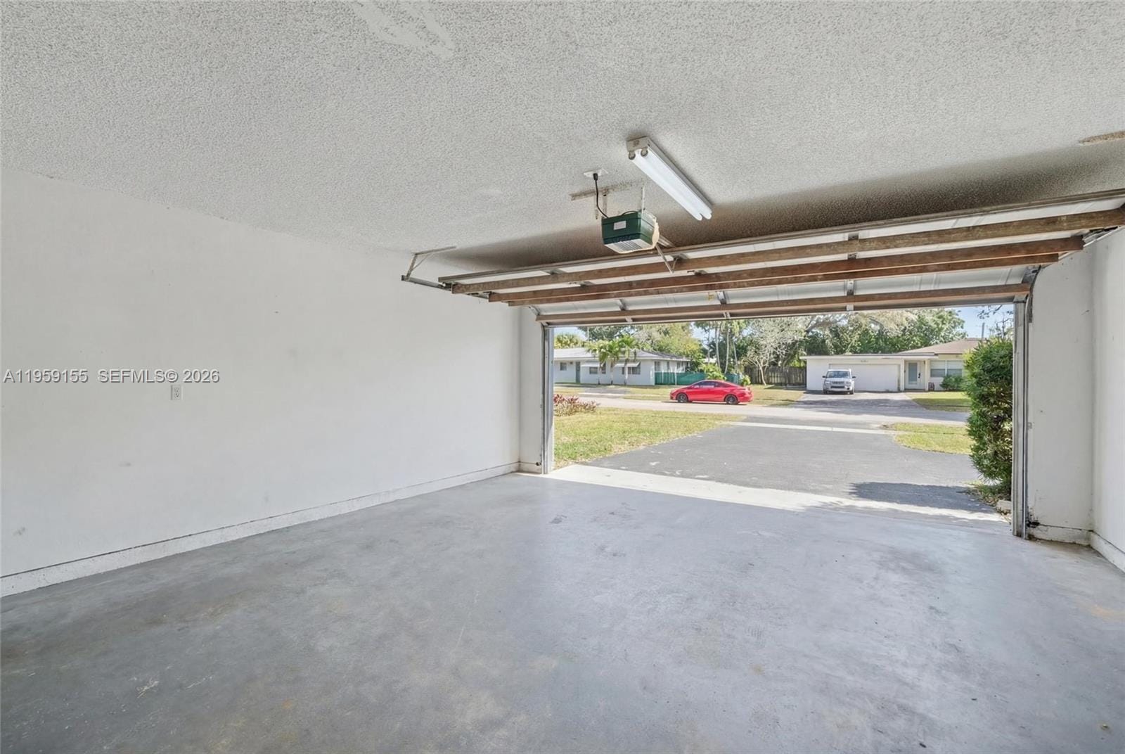 861 N Bel Air Drive, Plantation, FL 33317 photo 25