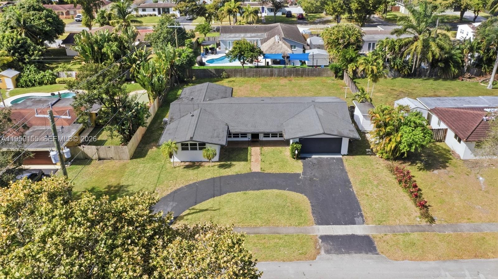 861 N Bel Air Drive, Plantation, FL 33317 photo 28
