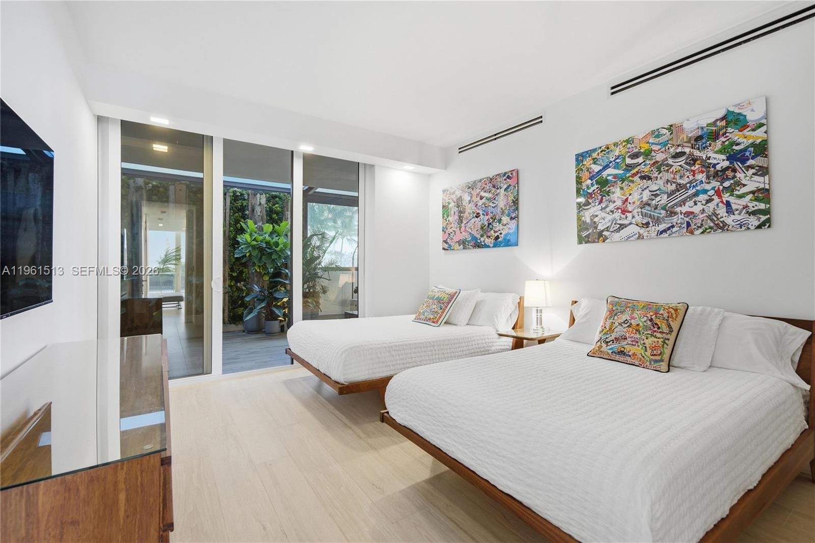 1000 Venetian Way 403, Miami Beach, FL 33139 photo 14