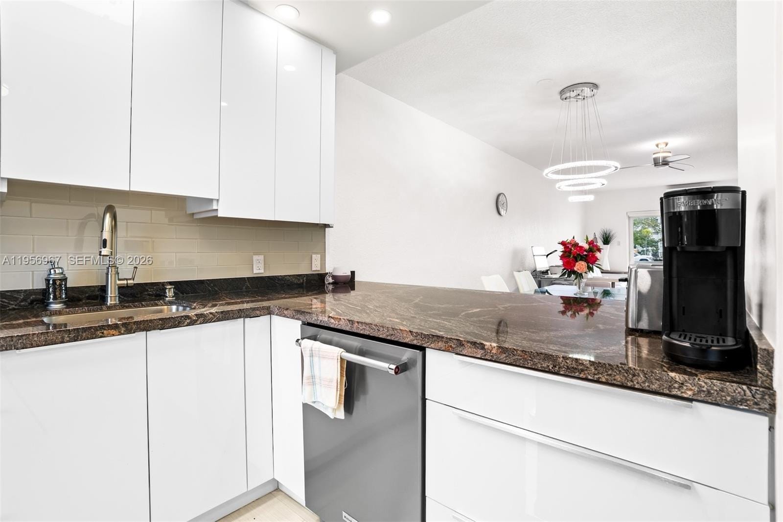 2500 Diana Drive 104 — photo 11