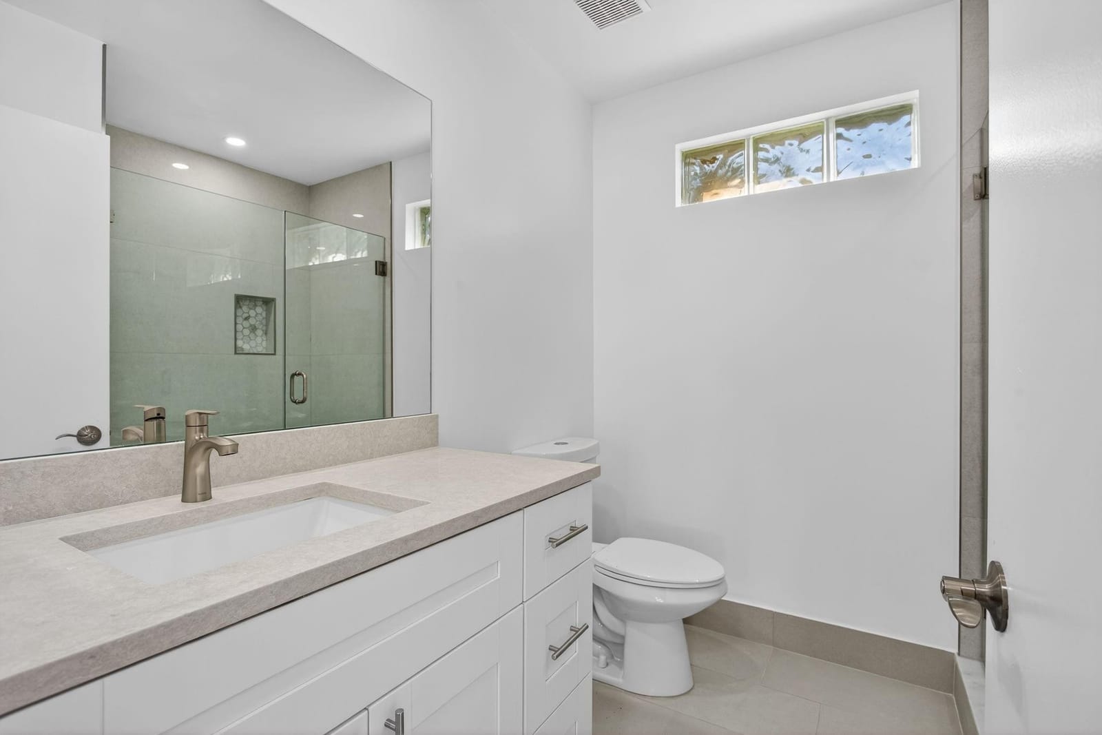 3385 Seabreeze Lane, Margate, FL 33063 photo 13