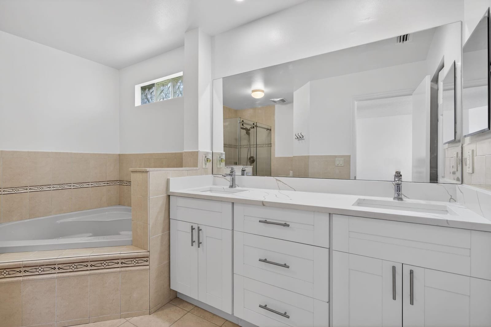 3385 Seabreeze Lane, Margate, FL 33063 photo 18