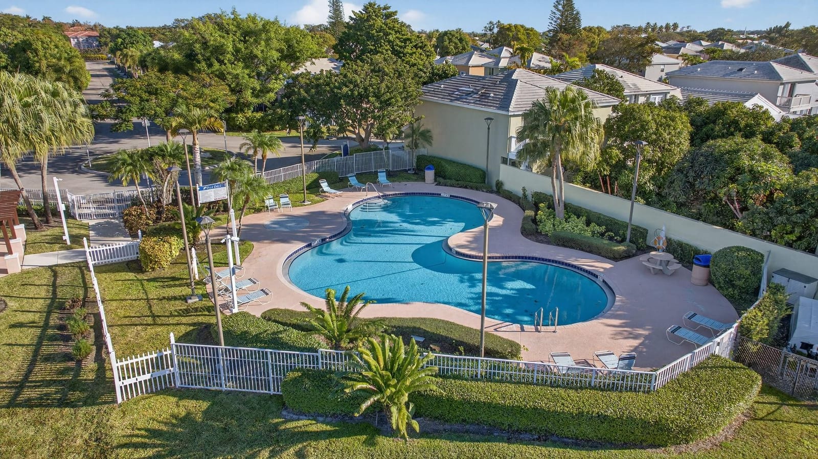 3385 Seabreeze Lane, Margate, FL 33063 photo 25