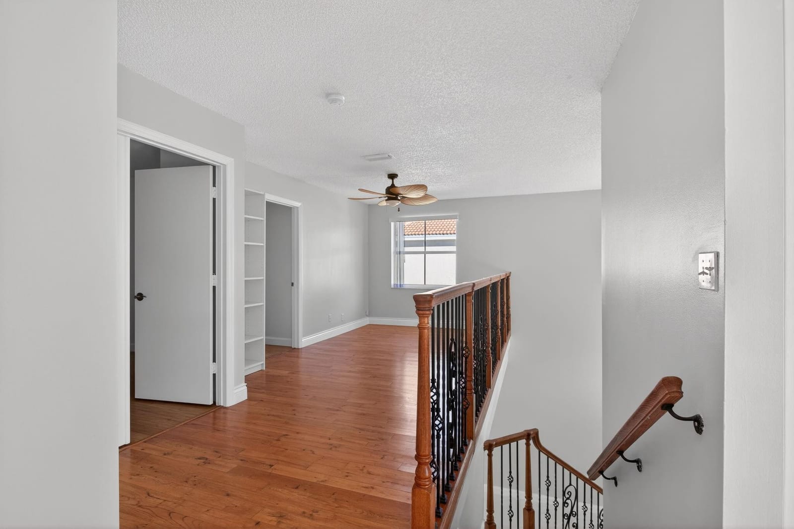 3385 Seabreeze Lane — photo 10