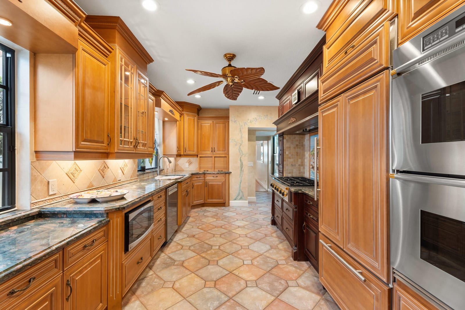 114 S Lake Drive, Lantana, FL 33462 photo 14