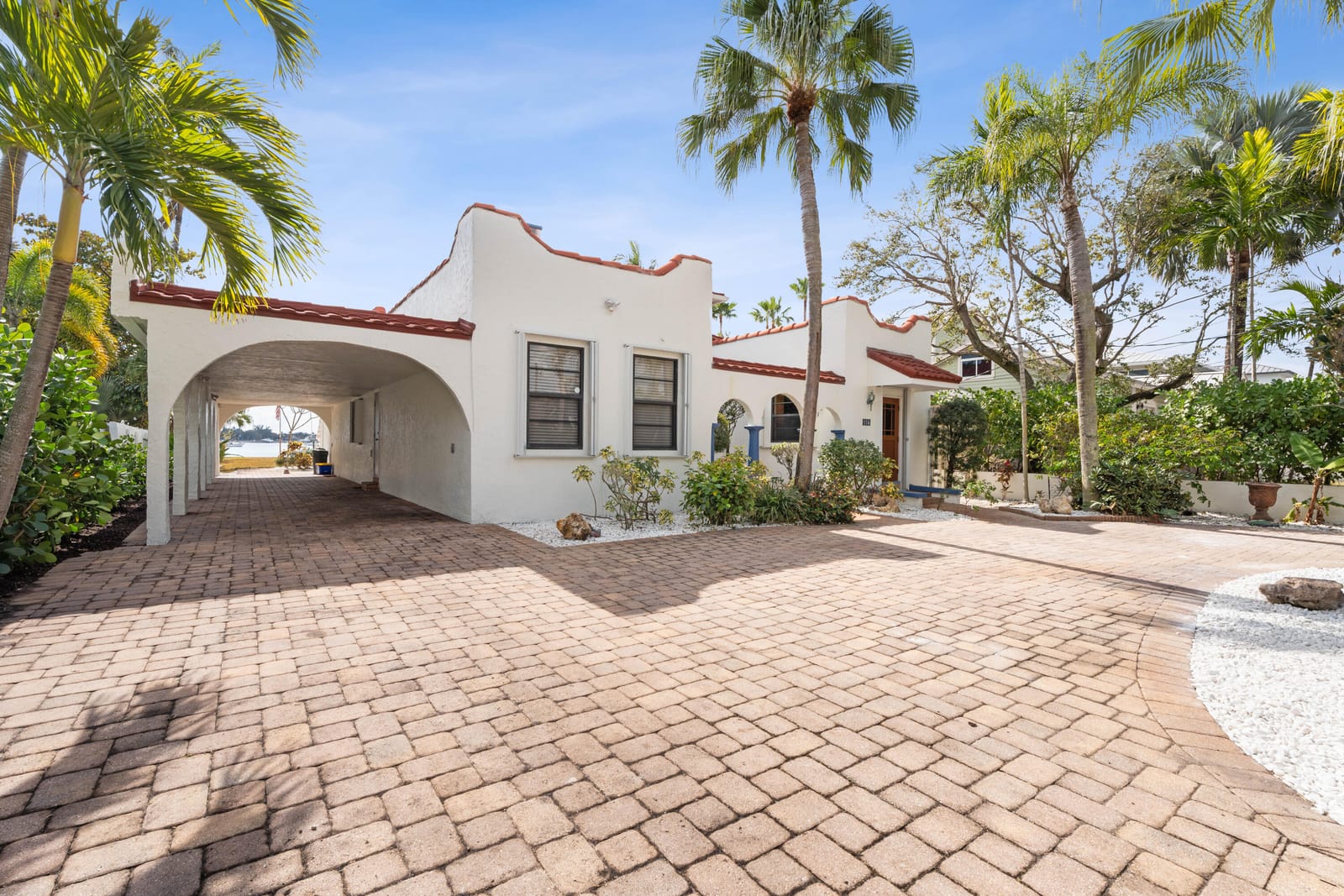 114 S Lake Drive, Lantana, FL 33462 photo 10