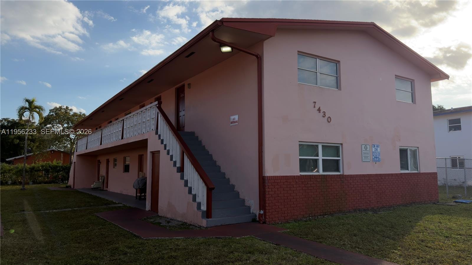 7430 SW 10th Street 101D, North Lauderdale, FL 33068