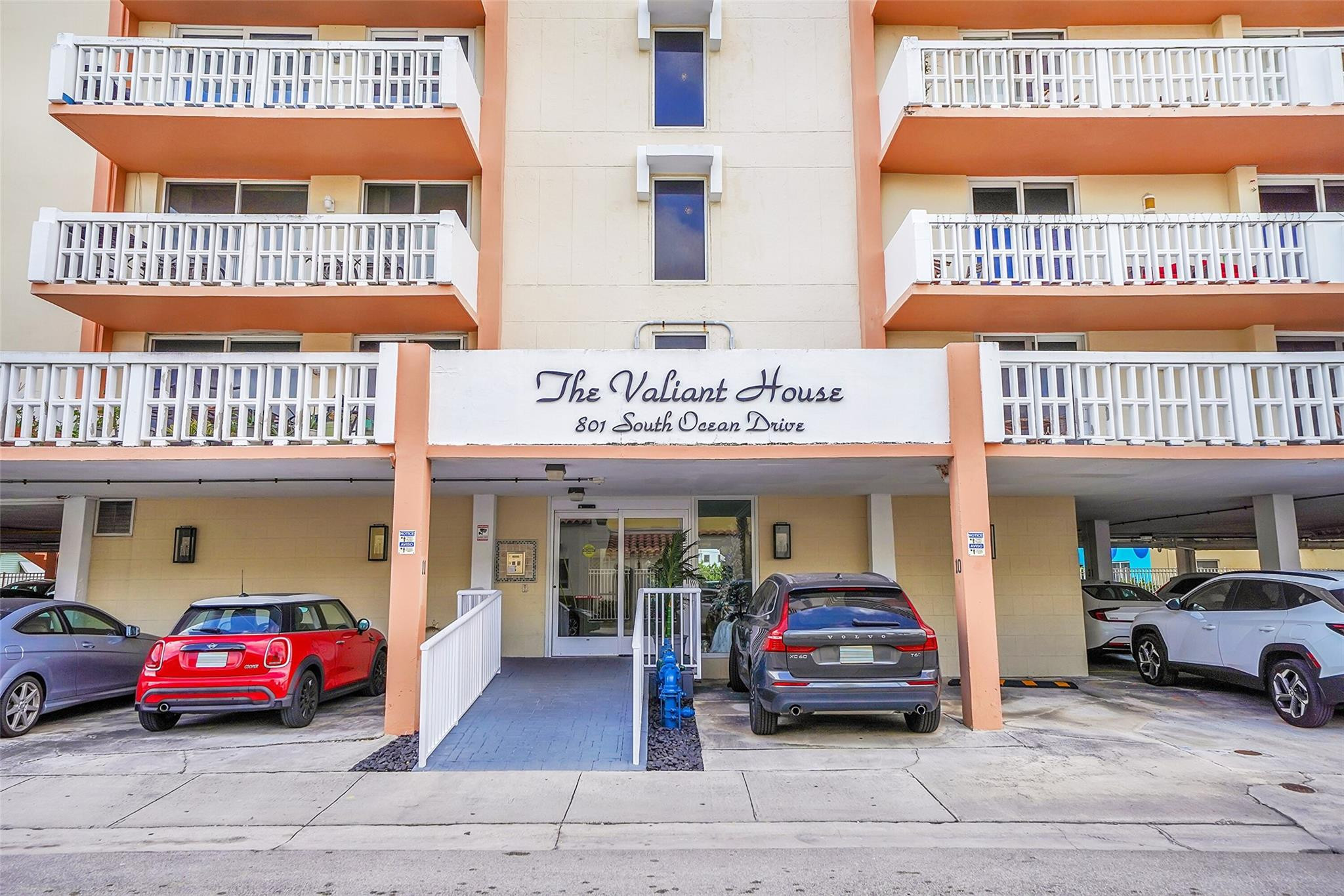 801 S Ocean Drive 605 — photo 2