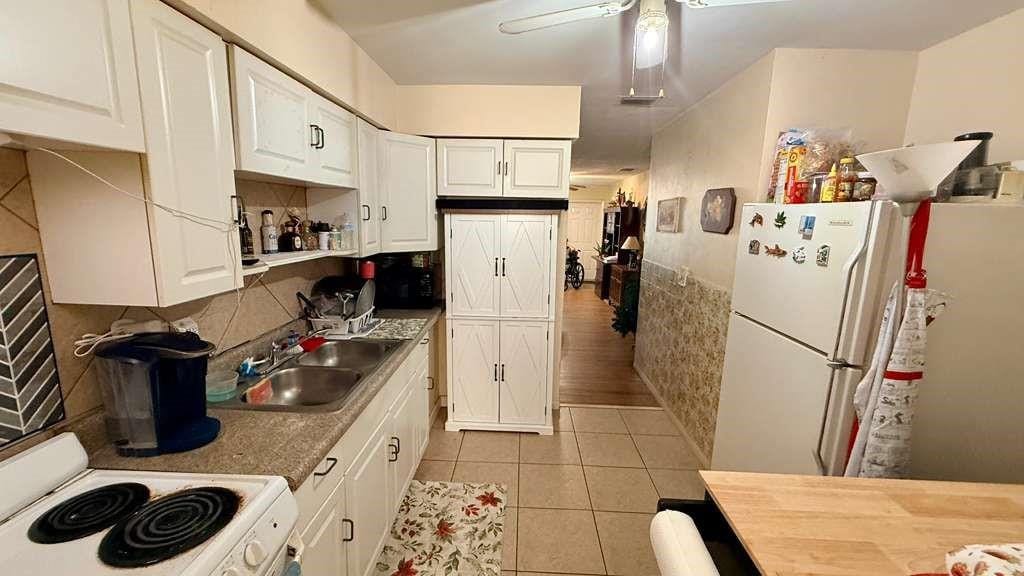280 NE 40th Court, Oakland Park, FL 33334 photo 19