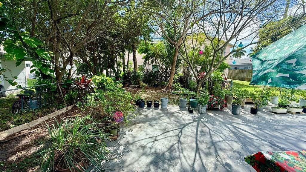 280 NE 40th Court, Oakland Park, FL 33334 photo 25