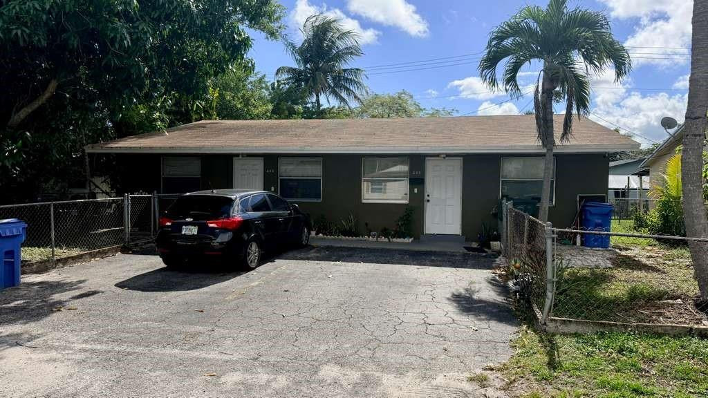 280 NE 40th Court, Oakland Park, FL 33334, Oakland Park