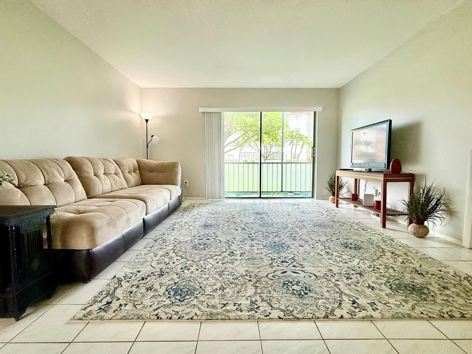 4401 NW 41st Street 104, Lauderdale Lakes, FL 33319 photo 13