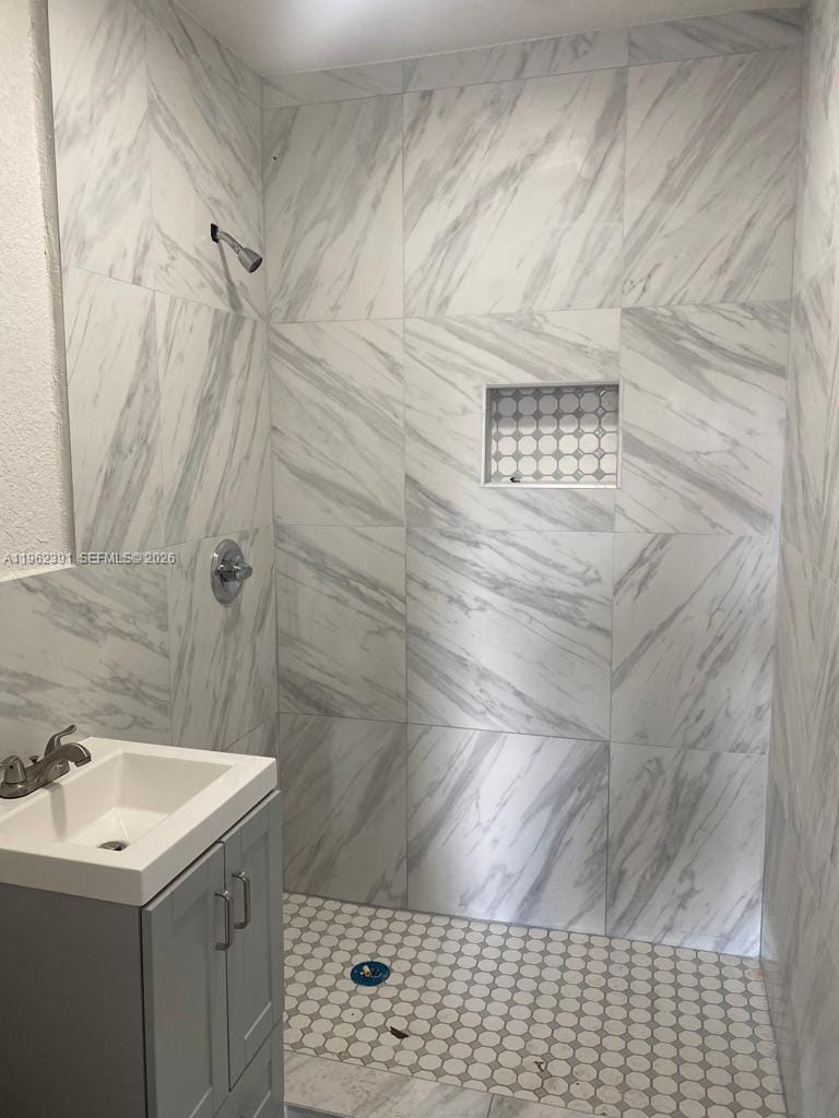 10030 W Indigo Street 9 — photo 3