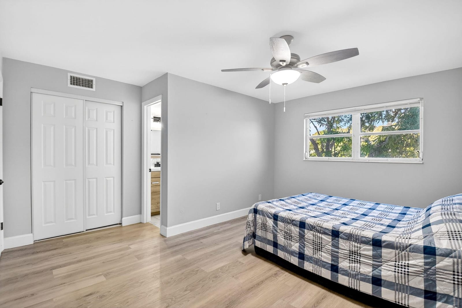 2515 NE 2nd Court 204, Boynton Beach, FL 33435 photo 21